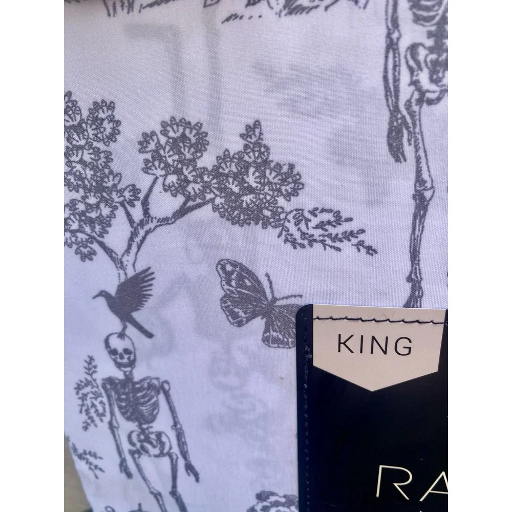 Rachel Zoe halloween skeleton